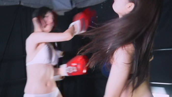 椎名華VS一松愛梨 性欲満々の人妻がスレンダー美女とボクシング対決　